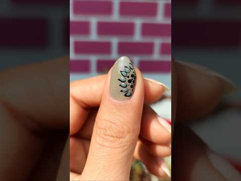 Easy NailArt Design At Home 🏡😱 #shorts #viralshort #easynailart #nailart #simple #viralnailart