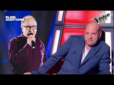 Gianni fa piangere Clementino con "A muso duro" di Bertoli | The Voice Senior Blind Auditions