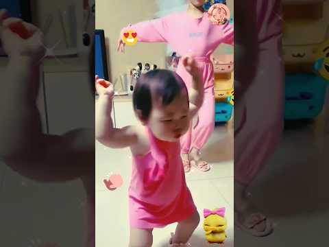 dum dum dika dika 😝😜 || baby dance || #cute #babyshark #short