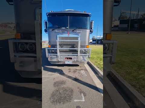 Kenworth K108 #kenworthtruck #australia #shorts #cummins #trucking #kenworth