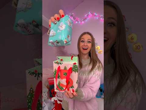 [ASMR] 12 Days of Xmas GIANT MYSTERY ADVENT CALENDAR - DAY 5!😍🪄⚡️ #Shorts