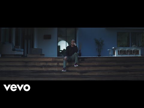 T.I. - The Amazing Mr. F**k Up ft. Victoria Monét