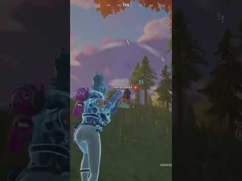 Helping my GF Fight #fortniteclips #gaming #shorts #share #fyp #fortnite