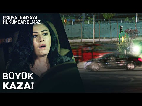 Ayşen ve Hatice'ye kamyon çarpıyor! - Eşkıya Dünyaya Hükümdar Olmaz 33. Bölüm