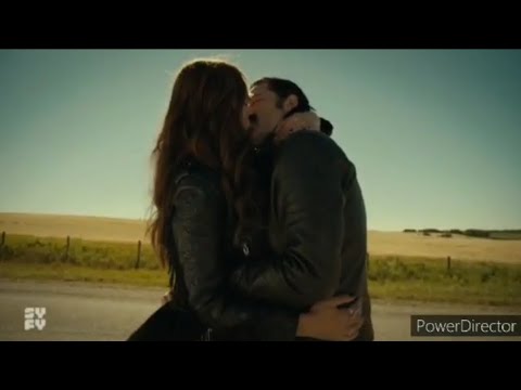 Wynonna and Doc- Hold on ( Wynonna earp)