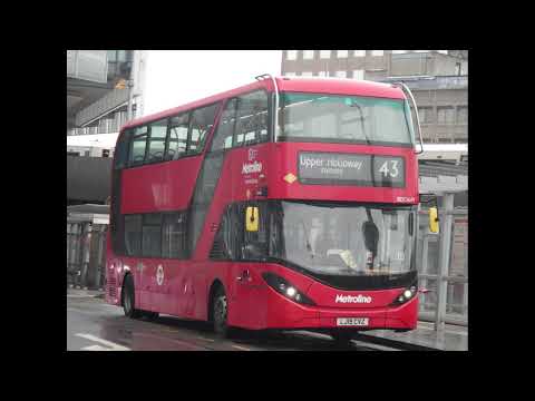 Enviro 400City BYD EV Metroline BDE2649 LJ19CVZ on Route 43 for Upper Holloway Sits at London Bridge