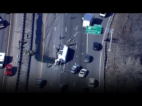 Northbound lane of I-93 closed after multivehicle crash in Stoneham, Massachusetts