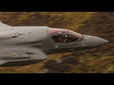 RAF F-35B's DOMINATING THE MACH LOOP 4K