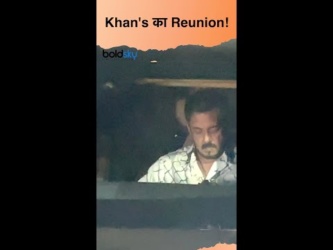 Salman & Sharukh Khan  At Aamir Khan House For Iftar Party, Video...