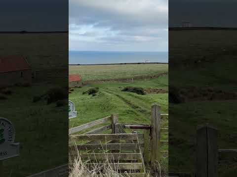 Sunday walk to Robin hoods bay #walking  #robinhoodsbay #shortsvideo #cindertrack #justwalking