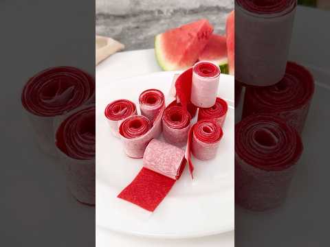 Watermelon Fruit Rolls Ups 🍉 #fruitleather #watermelon #fruitrollups #summerrecipes #poolsidesnacks