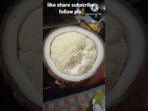 #whatisinside #??? #coconut #watchit #put #your #comments  #shortsvideo #coconutflower