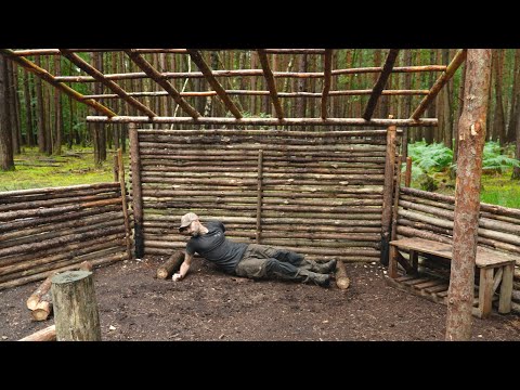 Building a Bushcraft Camp: Roof Frame & Bed