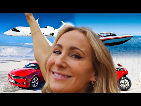 Nikki Glaser  Lifestyle ! Income, House,Net Worth, Car Collection, Mansion, Private Jet ,etc