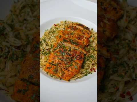 Aglio e Olio Orzo with Paprika Chicken