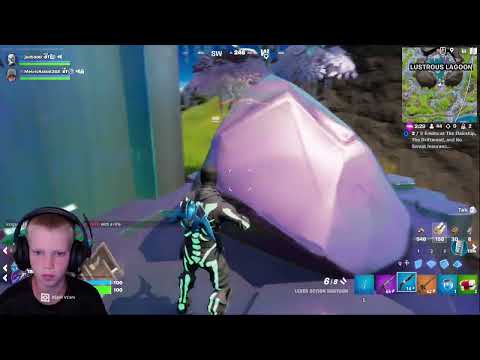 Fortnite Battle Royale with OP Teammate!!!!