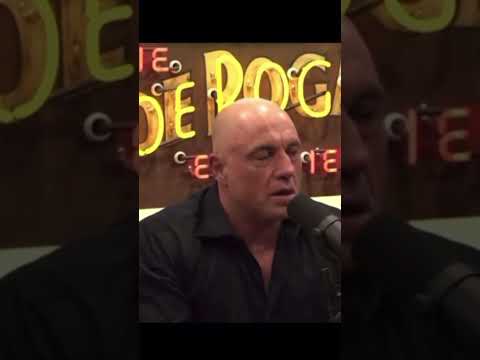 Joe Rogan explains Trumps popularity #joerogan #jre #jreclips #jreshorts #jrefans #joeroganpodcast