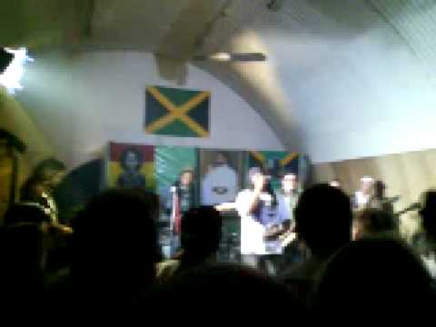 Solo Banton - Walk Like Rasta / Live at The Arch (31-01-09)