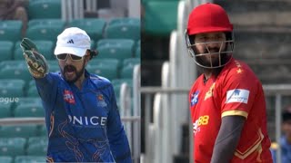 Kichcha Sudeep frustrated with Jayaram Karthik's bowling vs Telugu Warriors | Karnataka Bulldozers