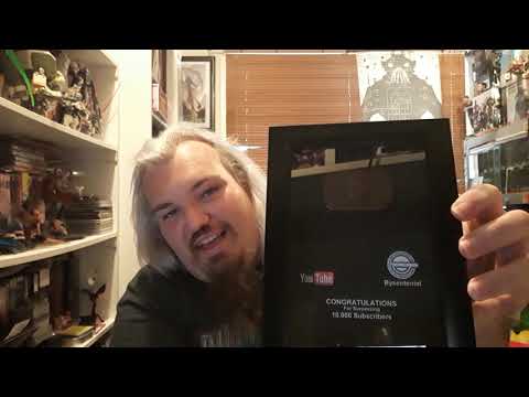 10,000 Subscribers [sorta] Special! Bronze Play Button [Replica] Unboxing