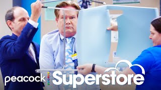 Cold Opens That Only Have ONE Thing In Common - Superstore