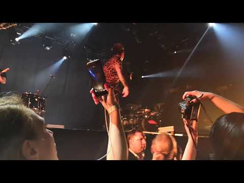 Papa Roach - Help (live in Moscow 2.06.2019)