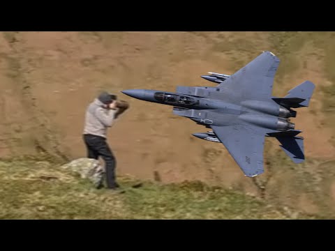 SUMMER VISITORS AT THE MACH LOOP - 4K