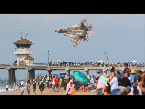 USAF F-22 RAPTOR  FREEFALL AT HUNTINGTON BEACH AIRSHOW 2023 - 4K