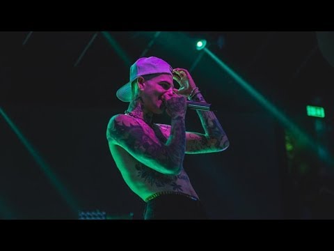 The Neighbourhood - Stuck With Me (Live at HXOUSE)