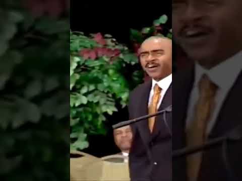 Apostle Gino Jennings - Mega church False prophets