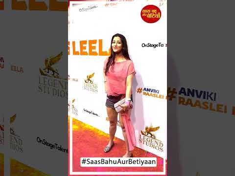 Nyraa Banerjee brings color and charm to Ankita Lokhande & Vicky Jain’s Holi bash! | SBB