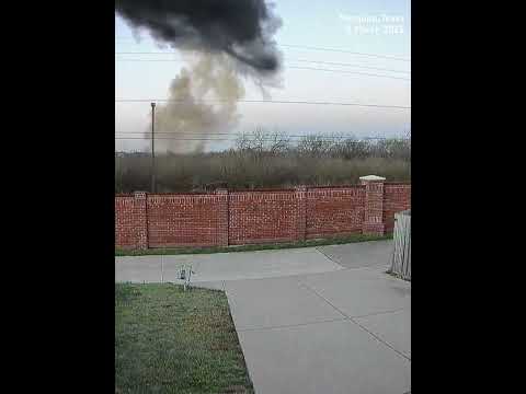 Pilot killed in Texas jet crash