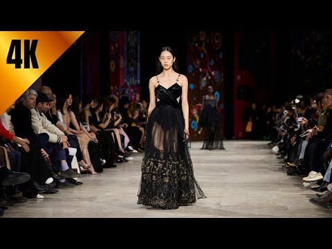 Shiatzy Chen | Fall Winter 2025/2026 | Paris Fashion Week