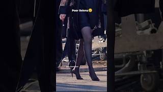 Selena Gomez walking whitout heels on the recording set.😭 #selenagomez #bennyblanco  #classy #fyp